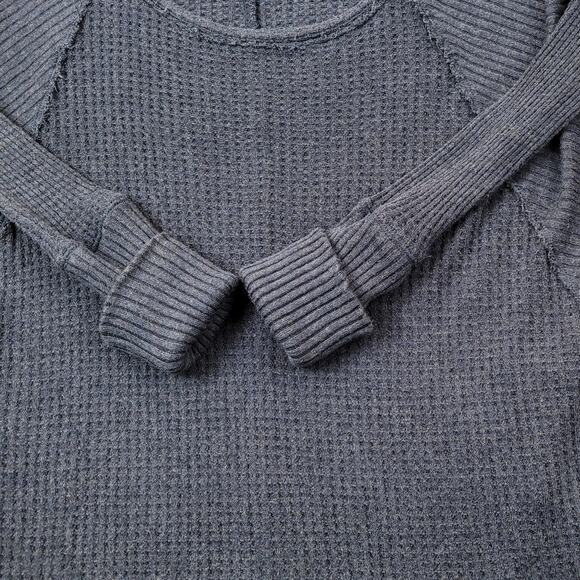 Free People Navy Waffle Thermal Boho Tunic with Fraying size Medium - Picture 11 of 16